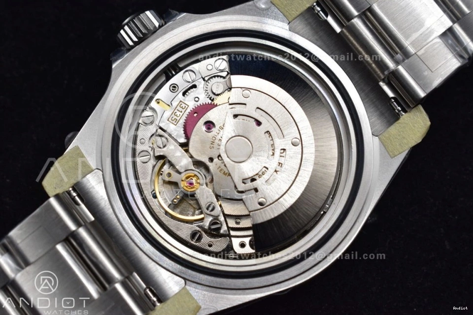 on ARF1:1 Bracelet Edition Best LV Submariner Steel 16610 Green 904L SS SH3135 V 1140 Seasonal 0722
